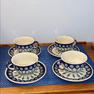 8 piece set Polish Pottery cups and saucers, Boleslawiec, Peacock pattern